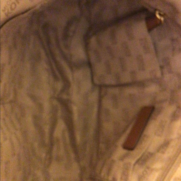 Michael Kors Shoulder Bag - Picture 5 of 7